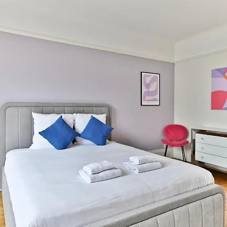 Superbe 2 à Neuilly-sur-Seine